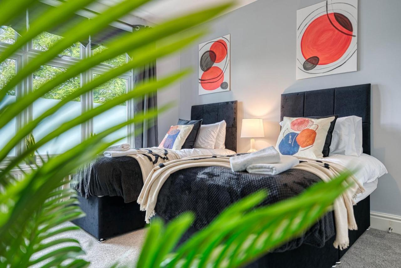 Spacious Nottingham Abode - Sleeps 16 Екстер'єр фото
