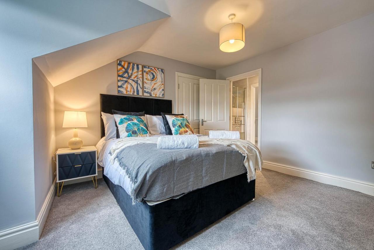 Spacious Nottingham Abode - Sleeps 16 Екстер'єр фото