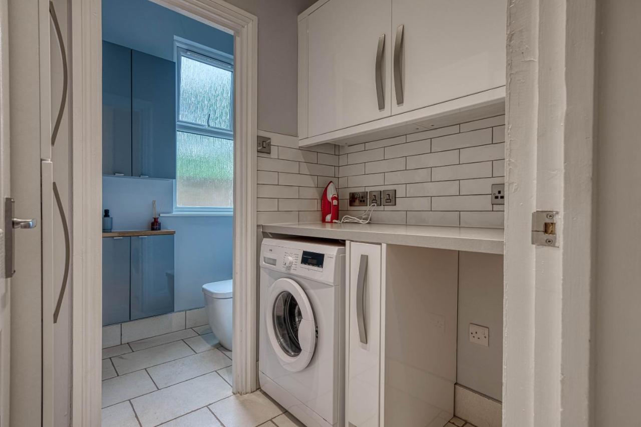 Spacious Nottingham Abode - Sleeps 16 Екстер'єр фото