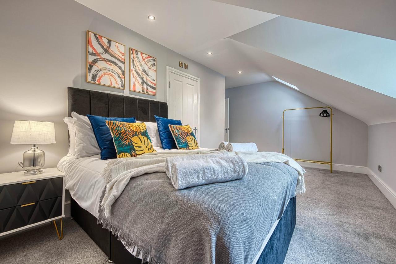 Spacious Nottingham Abode - Sleeps 16 Екстер'єр фото
